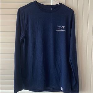 Vineyard vines l/s performance navy shirt.